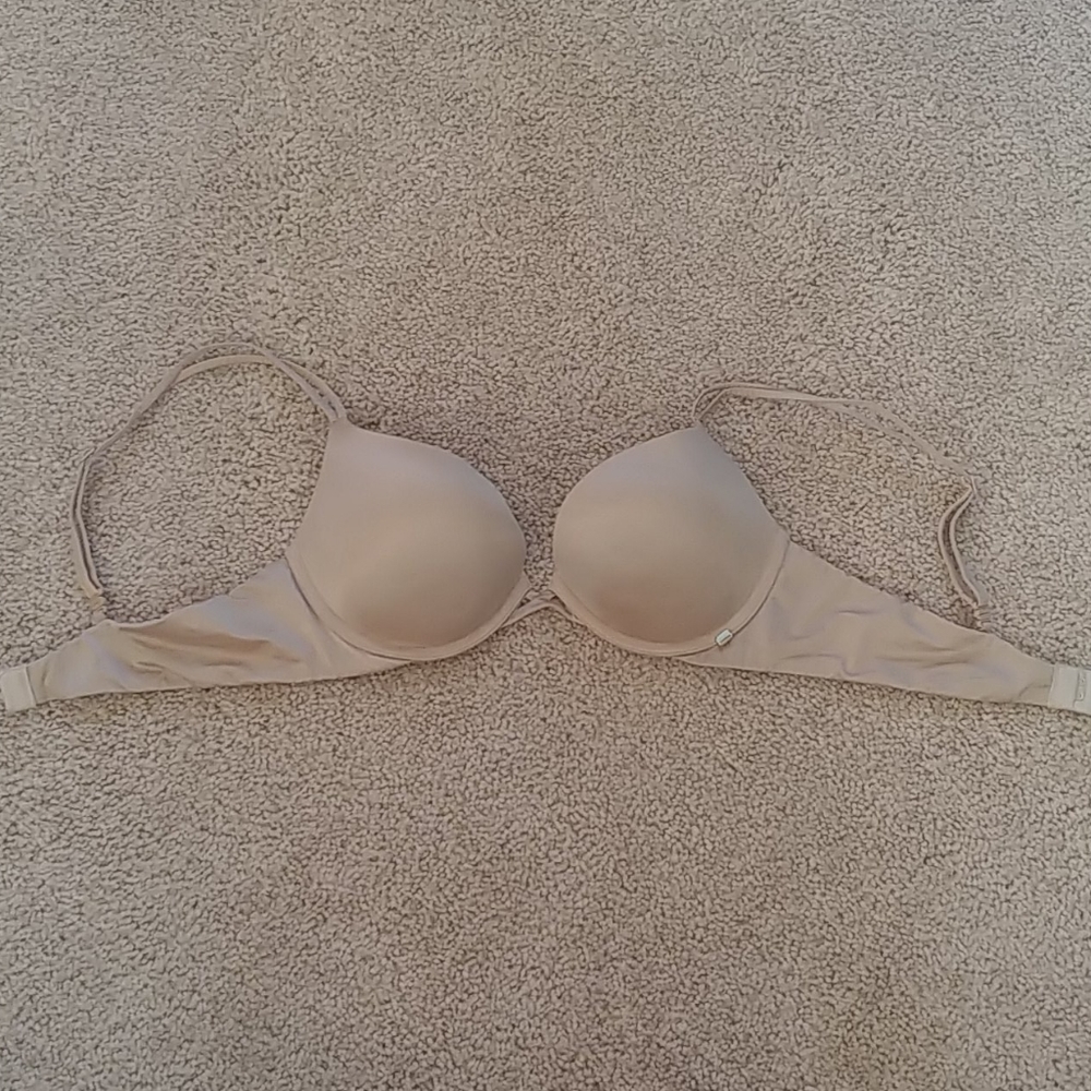 Nude push-up bra